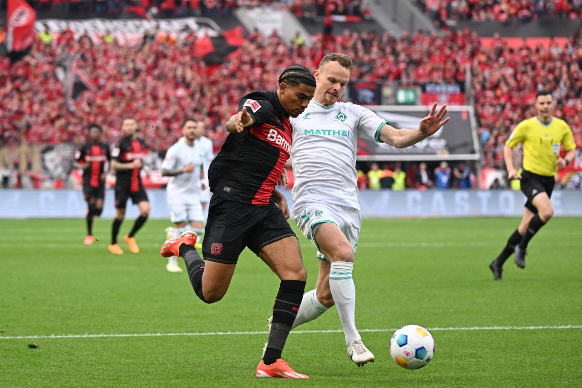 Leverkusen Secure Maiden Bundesliga Title With 5 0 Win Over Bremen